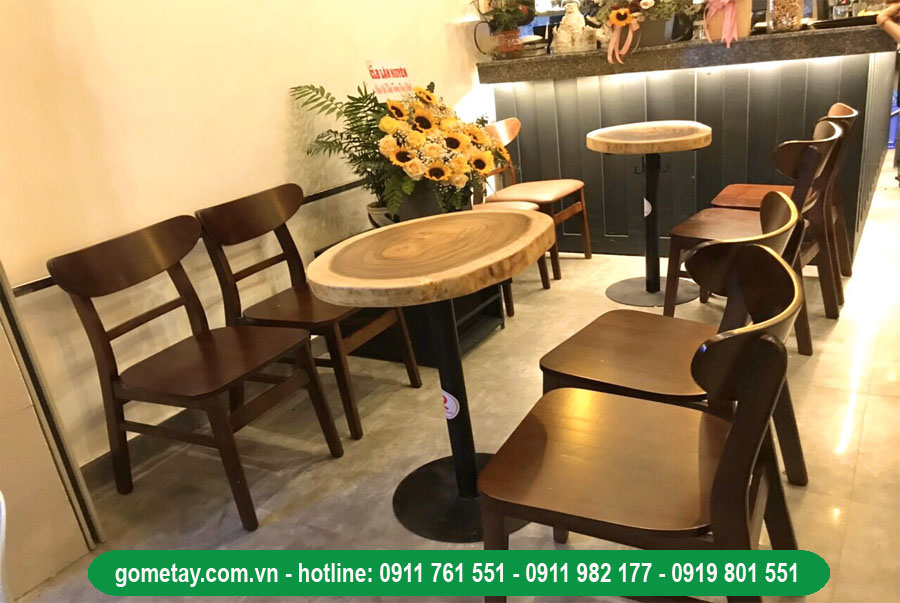 bàn cafe gỗ nguyên tấm me tây tròn